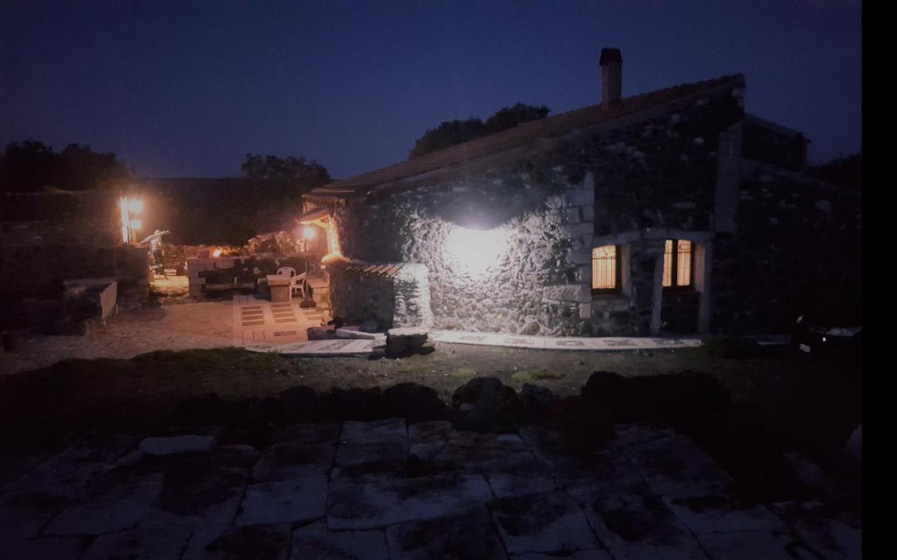 Su Montiju De Sa Falada Manna Cheremule Exterior foto